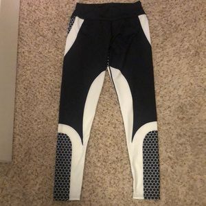 Women’s patterned leggings